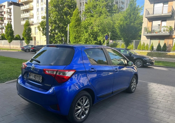 Toyota Yaris cena 59500 przebieg: 70200, rok produkcji 2017 z Bisztynek małe 301